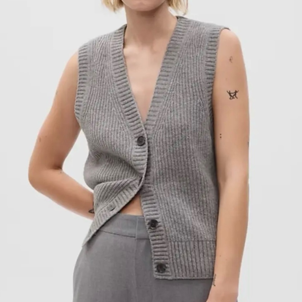 NWT Gap CashSoft Rib Sweater Vest